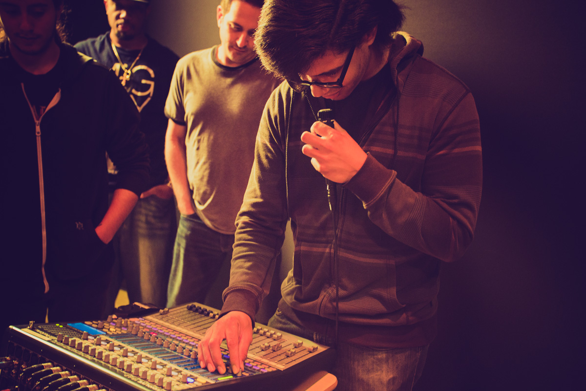 SAE Institute (UK):音響工程(Audio Production)、電玩程式設計(Games Programming)