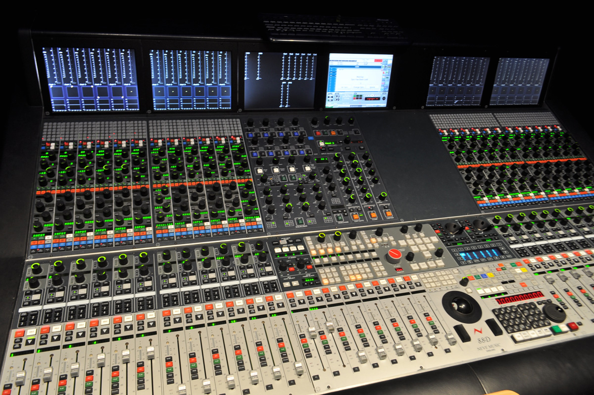 SAE Institute (UK):音響工程(Audio Production)、電玩程式設計(Games Programming)