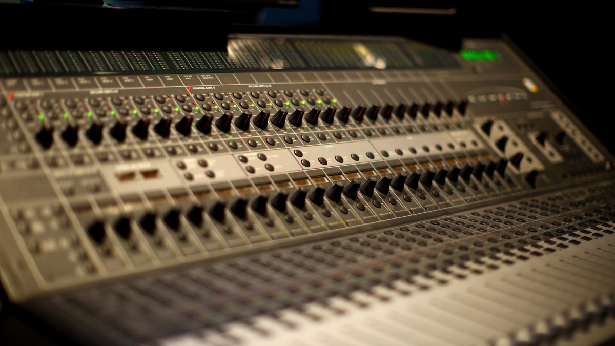 SAE Institute (UK):音響工程(Audio Production)、電玩程式設計(Games Programming)