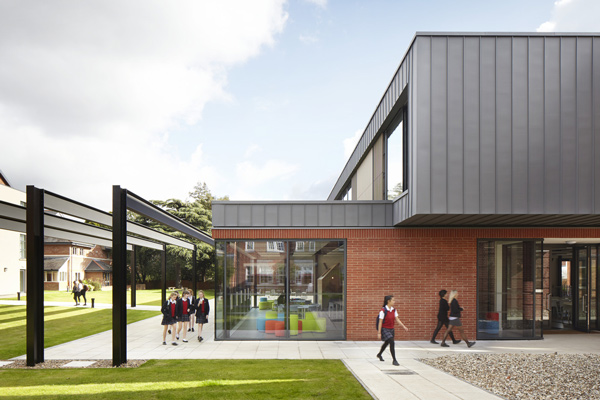 School Profile Image of Queen Anne's School